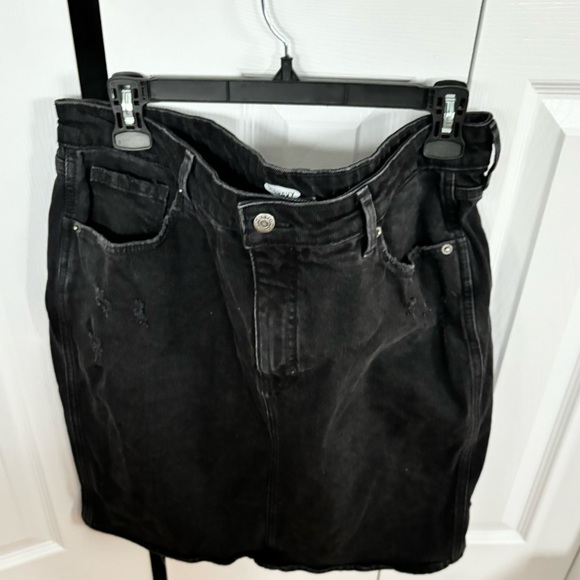 Old Navy black skirt size L - Picture 1 of 3